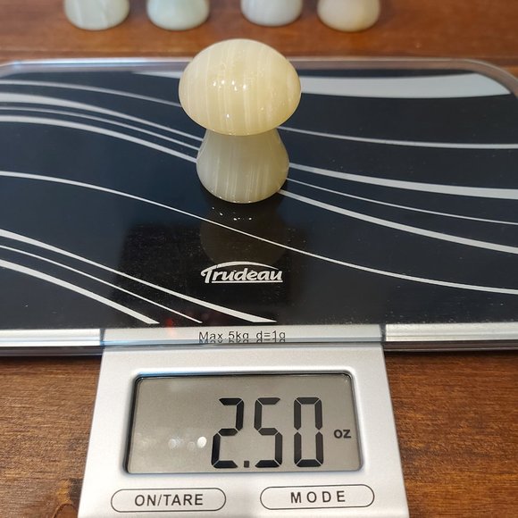 🔥 Sale 🔥Green Onyx Large Mushrooms - Priced Per Each - Picture 11 of 14